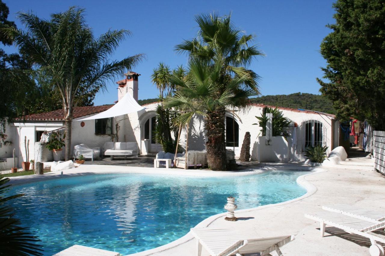 Le Rondini Bed & Breakfast Montras Exterior photo
