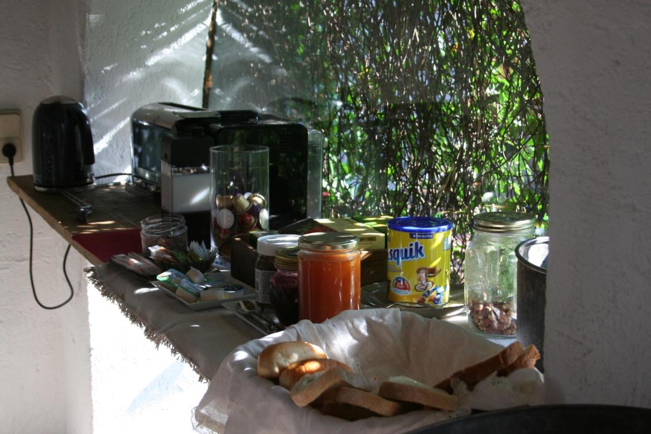 Le Rondini Bed & Breakfast Montras Exterior photo