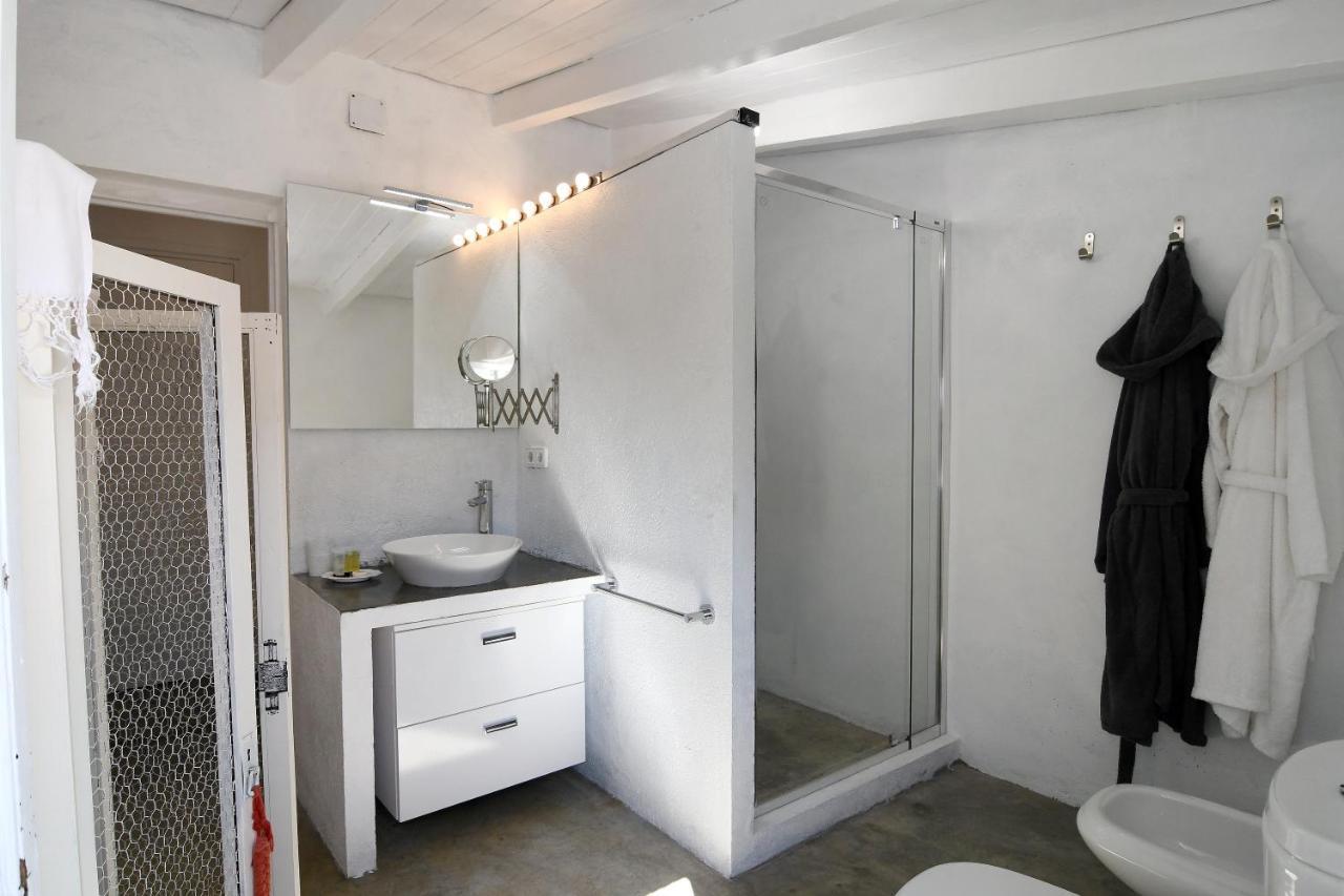 Le Rondini Bed & Breakfast Montras Exterior photo