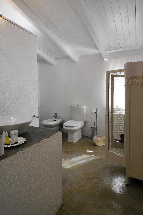 Le Rondini Bed & Breakfast Montras Exterior photo