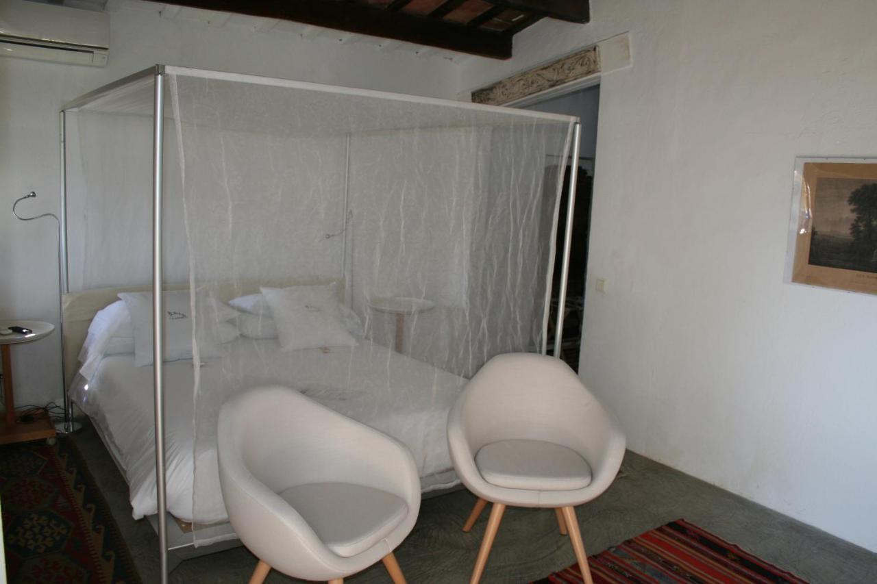 Le Rondini Bed & Breakfast Montras Exterior photo